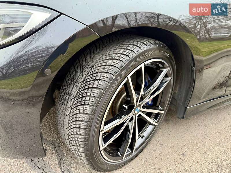 Седан BMW 3 Series 2019 в Киеве фото 8 Седан BMW 3 Series 2019 в Киеве