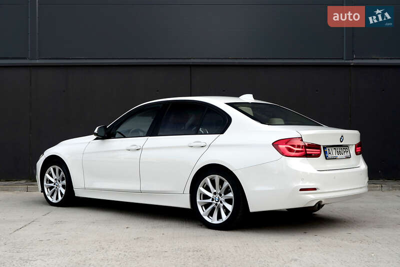Седан BMW 3 Series 2018 в Киеве
