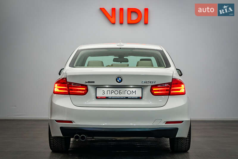 Седан BMW 3 Series 2012 в Киеве