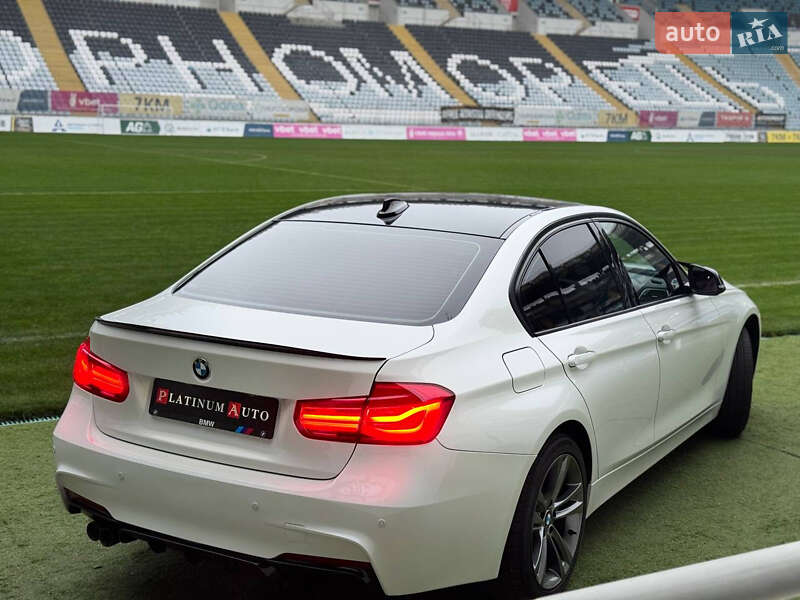 Седан BMW 3 Series 2017 в Одессе