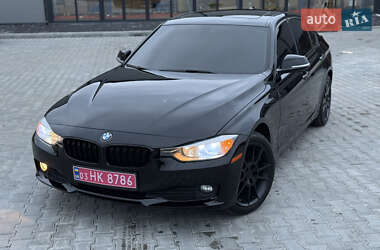 Седан BMW 3 Series 2015 в Калуше