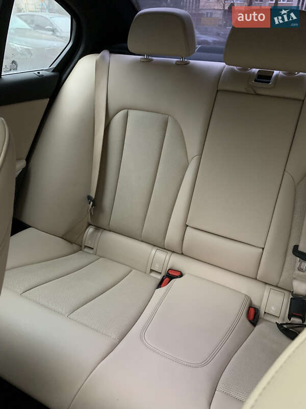 Седан BMW 3 Series 2022 в Луцке фото 16 Седан BMW 3 Series 2022 в Луцке