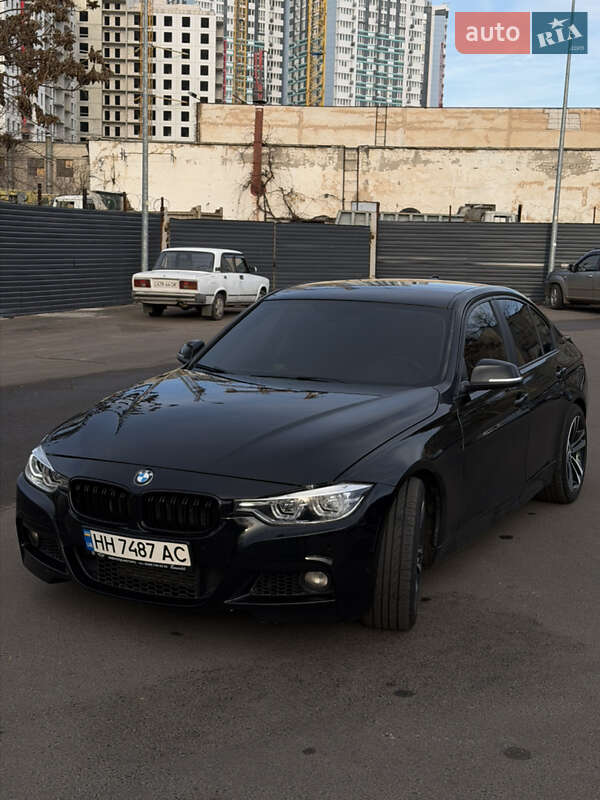 BMW 3 Series 2016