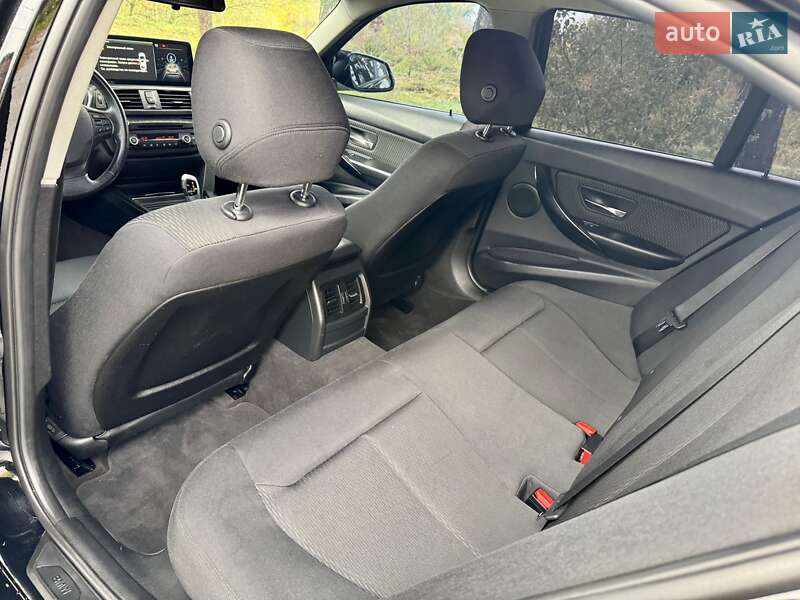 Седан BMW 3 Series 2013 в Киеве