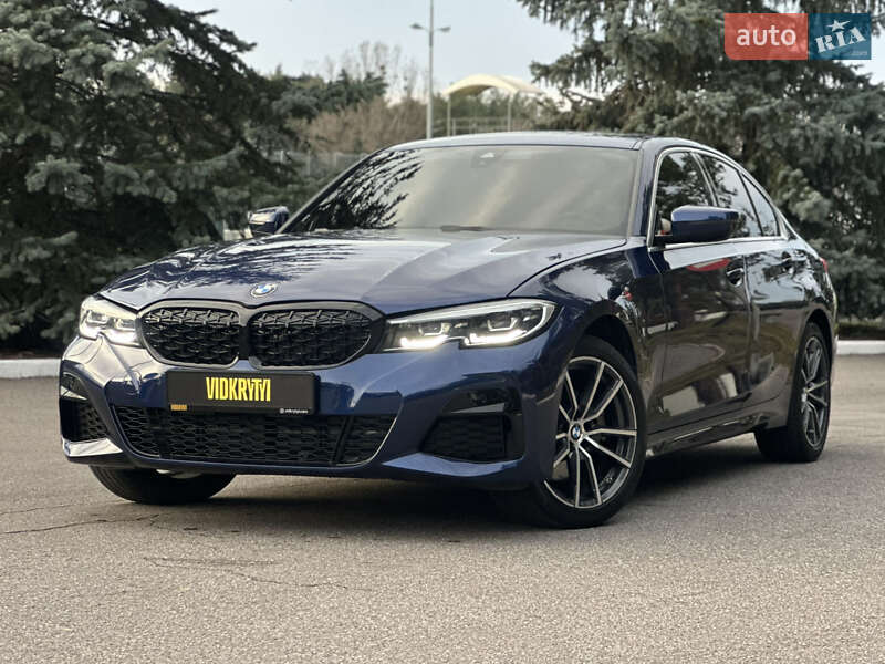 Седан BMW 3 Series 2019 в Киеве