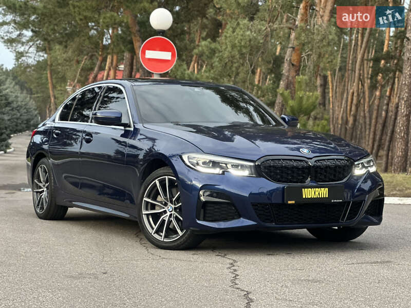 Седан BMW 3 Series 2019 в Киеве