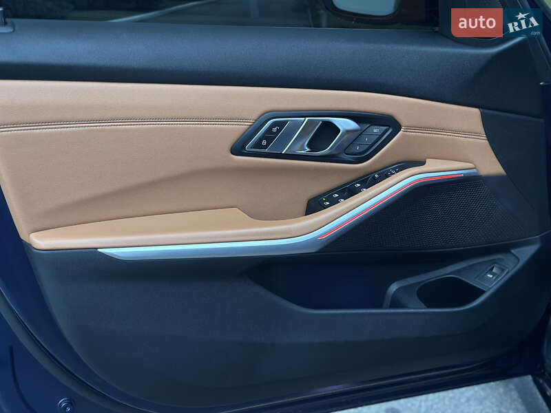 Седан BMW 3 Series 2019 в Киеве