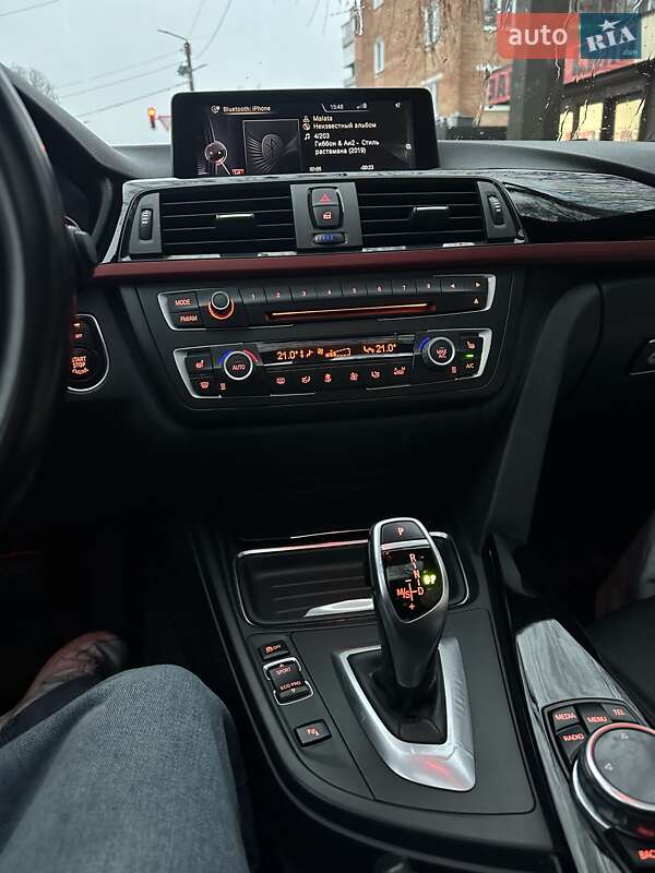 Седан BMW 3 Series 2013 в Умани