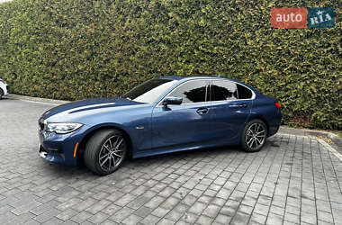 Седан BMW 3 Series 2022 в Києві