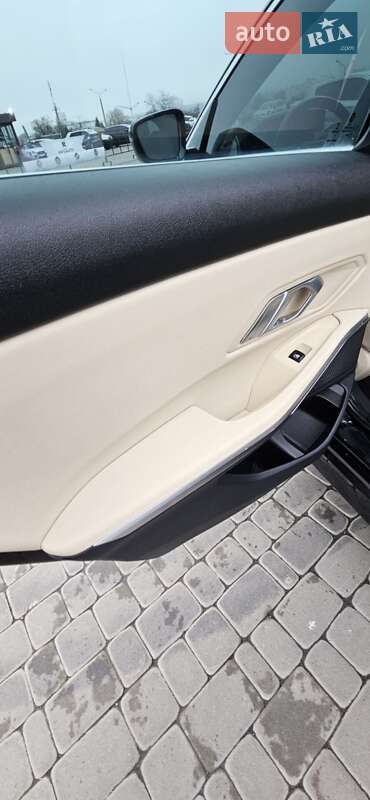 Седан BMW 3 Series 2021 в Харькове
