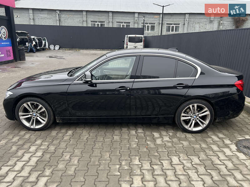 Седан BMW 3 Series 2017 в Львове