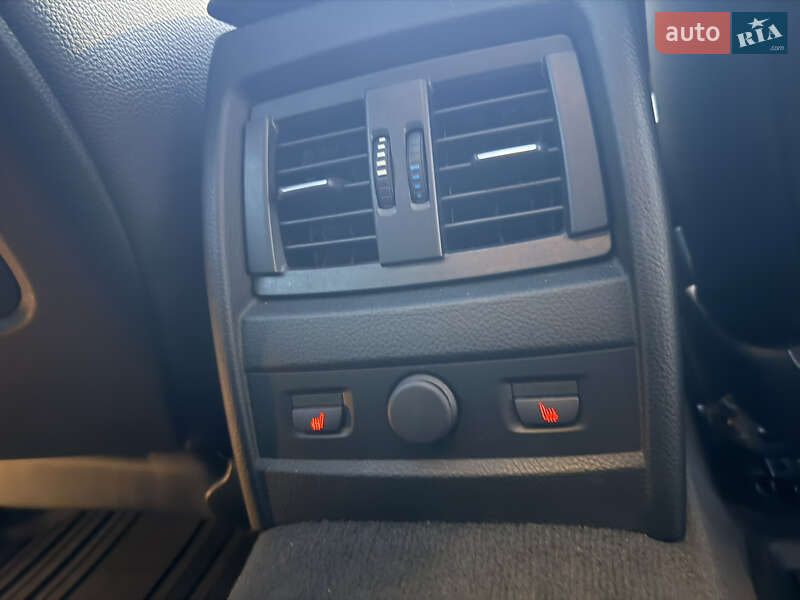 Седан BMW 3 Series 2014 в Києві