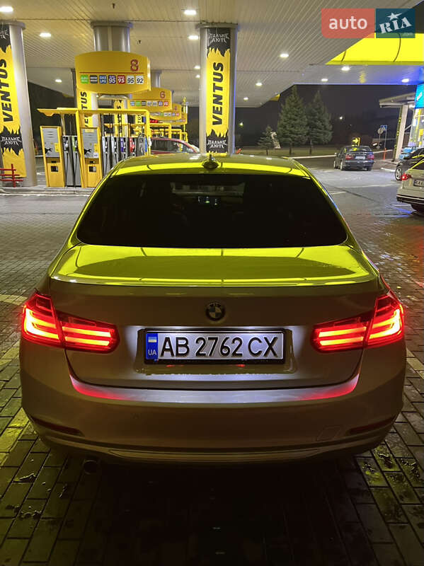 Седан BMW 3 Series 2012 в Києві