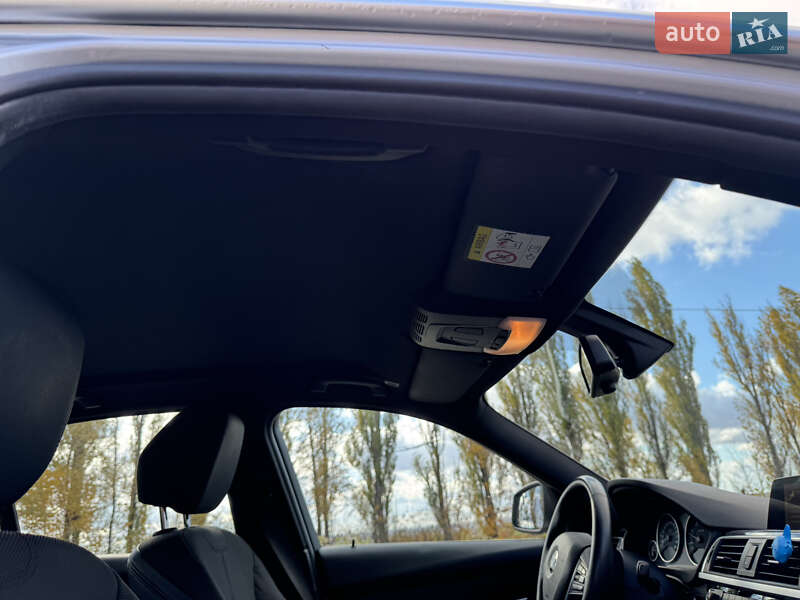 Седан BMW 3 Series 2017 в Хмельницком