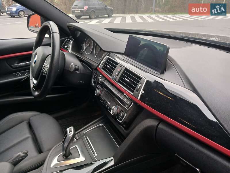 Седан BMW 3 Series 2017 в Киеве