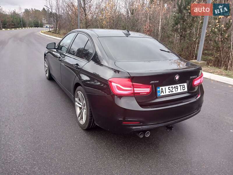 Седан BMW 3 Series 2017 в Киеве