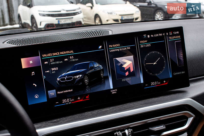 Седан BMW 3 Series 2022 в Львові
