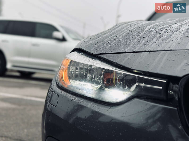Седан BMW 3 Series 2015 в Кременчуге