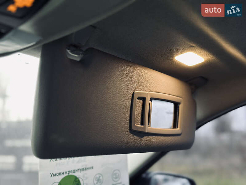 Седан BMW 3 Series 2015 в Кременчуге