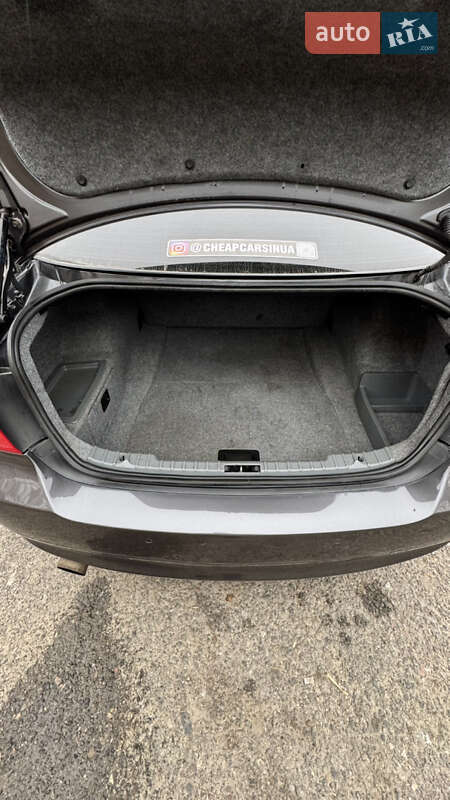 Седан BMW 3 Series 2005 в Белгороде-Днестровском