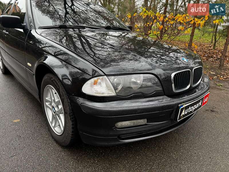 Седан BMW 3 Series 2001 в Киеве