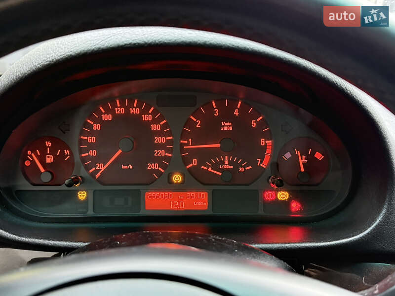 Седан BMW 3 Series 2002 в Стрые фото 34 Седан BMW 3 Series 2002 в Стрые