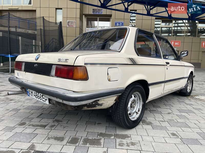Седан BMW 3 Series 1983 в Харькове