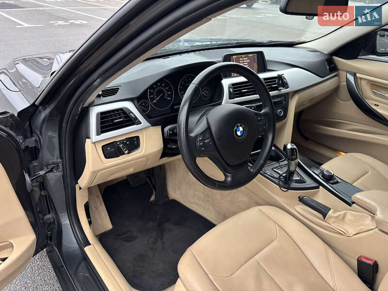 Седан BMW 3 Series 2013 в Киеве
