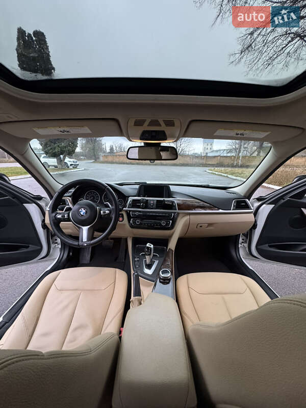 Седан BMW 3 Series 2017 в Хмельнике
