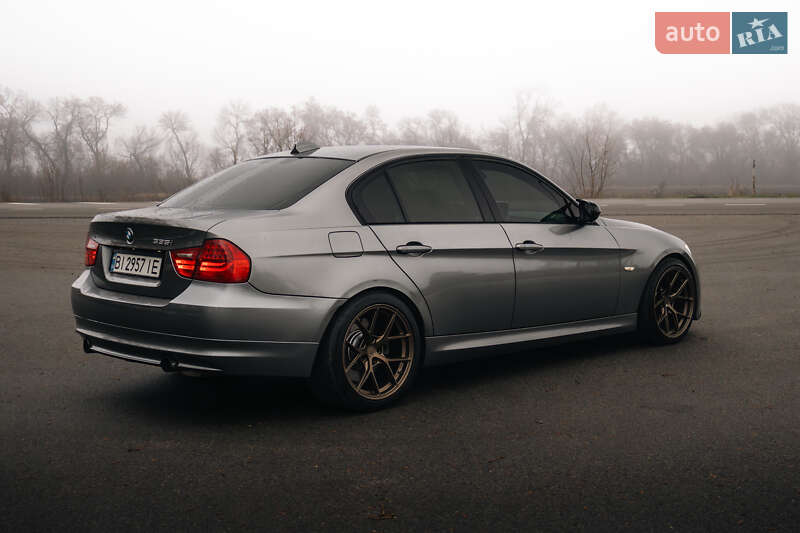 Седан BMW 3 Series 2009 в Кременчуге фото 7 Седан BMW 3 Series 2009 в Кременчуге