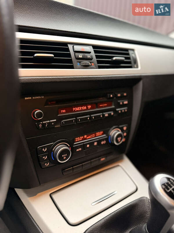 Универсал BMW 3 Series 2008 в Киеве