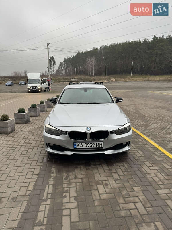 Седан BMW 3 Series 2014 в Ирпене фото 6 Седан BMW 3 Series 2014 в Ирпене