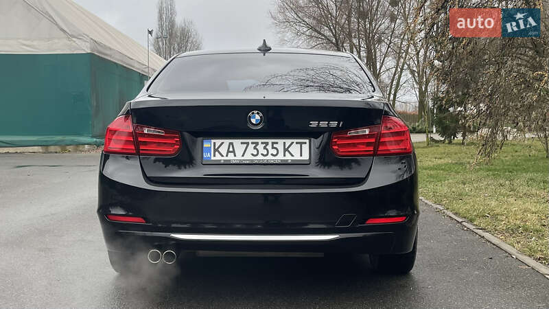 Седан BMW 3 Series 2012 в Киеве