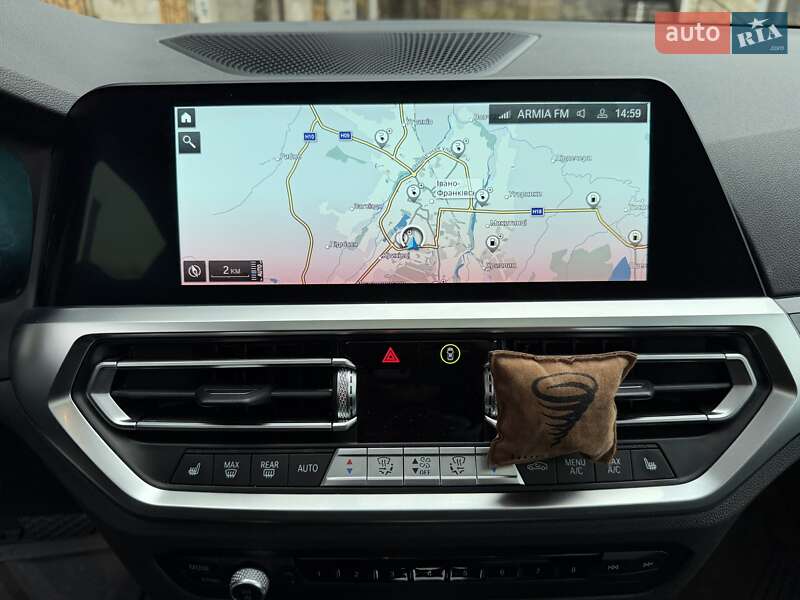 Седан BMW 3 Series 2021 в Ивано-Франковске