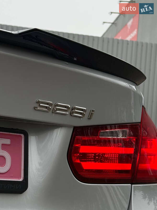 Седан BMW 3 Series 2014 в Харькове фото 13 Седан BMW 3 Series 2014 в Харькове