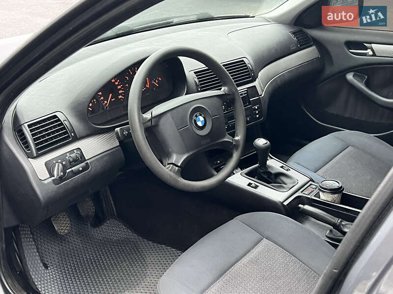 Седан BMW 3 Series 2002 в Чернігові