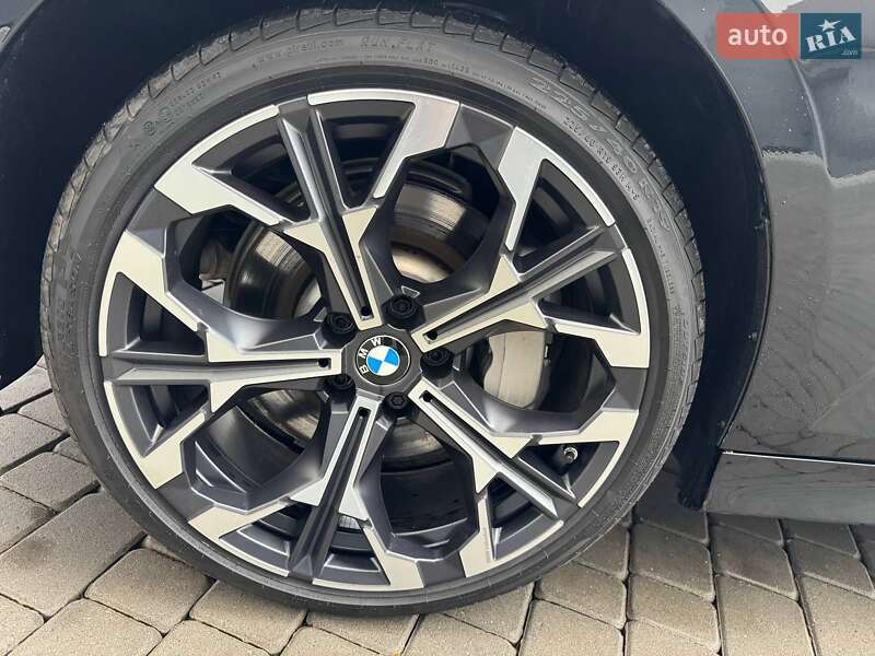 Седан BMW 3 Series 2024 в Виннице