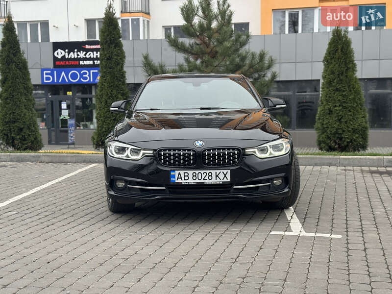 Седан BMW 3 Series 2017 в Виннице