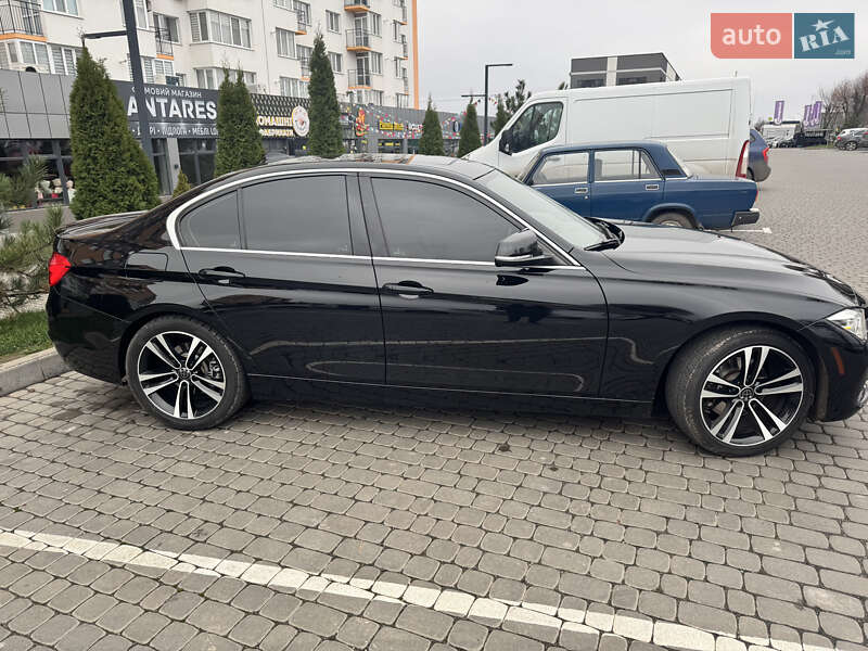 Седан BMW 3 Series 2017 в Виннице