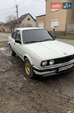 Седан BMW 3 Series 1987 в Виноградове