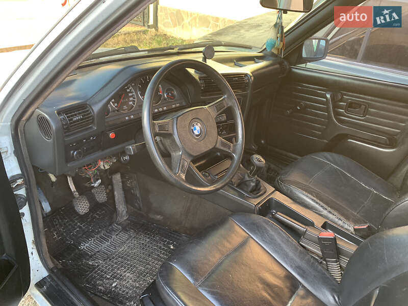 Седан BMW 3 Series 1987 в Виноградове фото 8 Седан BMW 3 Series 1987 в Виноградове