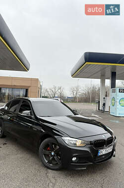 Седан BMW 3 Series 2013 в Дніпрі