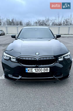Седан BMW 3 Series 2019 в Харкові