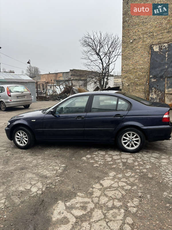 Седан BMW 3 Series 2002 в Киеве