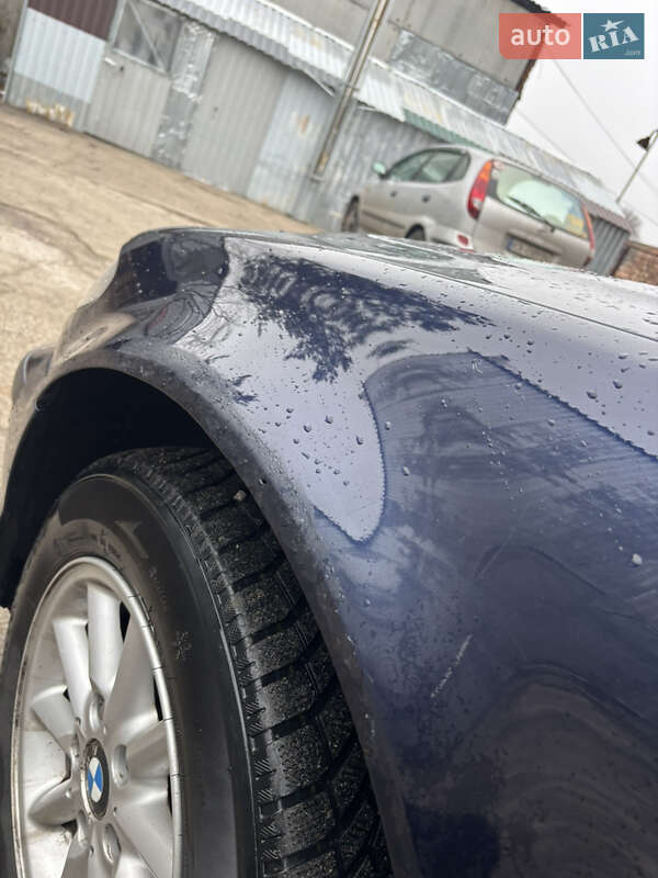 Седан BMW 3 Series 2002 в Киеве