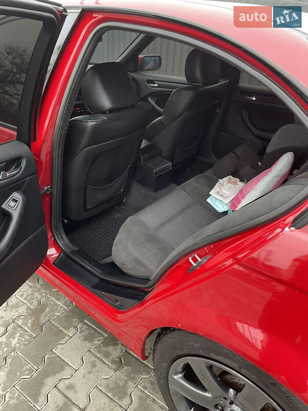 Седан BMW 3 Series 2002 в Киеве