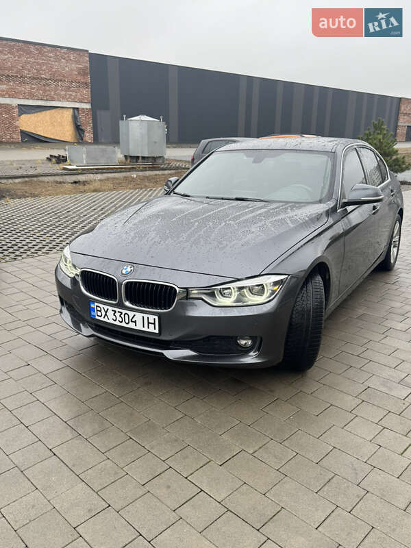 Седан BMW 3 Series 2016 в Хмельницком