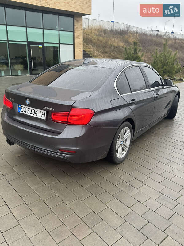 Седан BMW 3 Series 2016 в Хмельницком