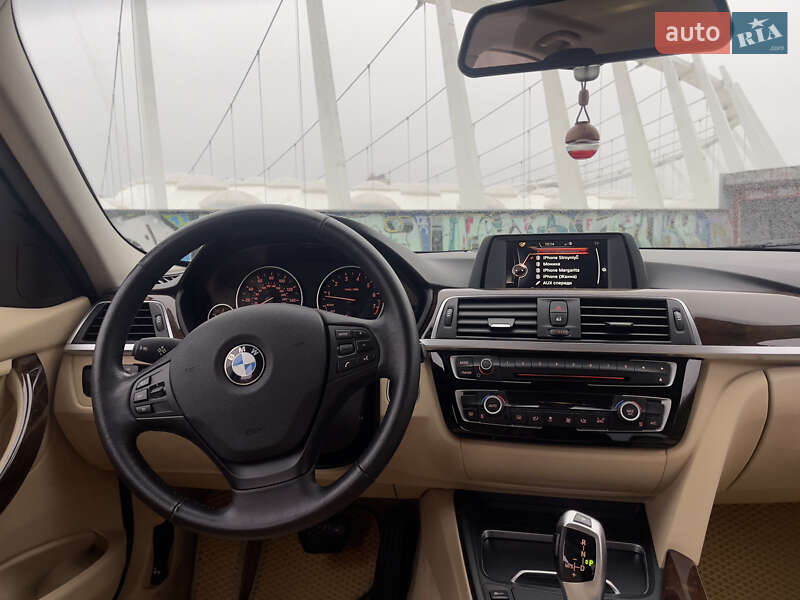 Седан BMW 3 Series 2015 в Бобрику