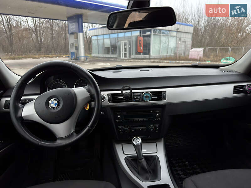 Универсал BMW 3 Series 2005 в Чернигове